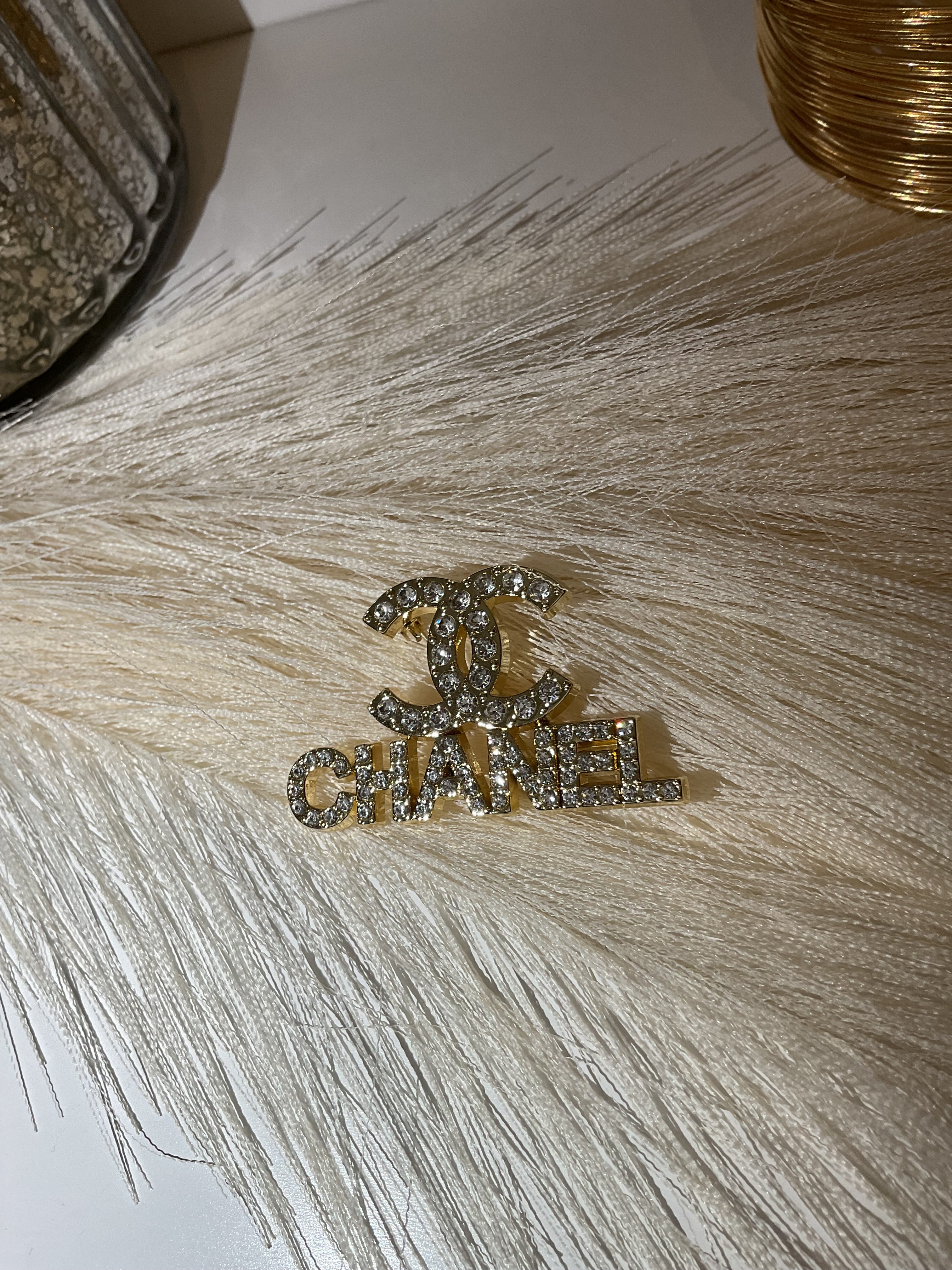 Broche