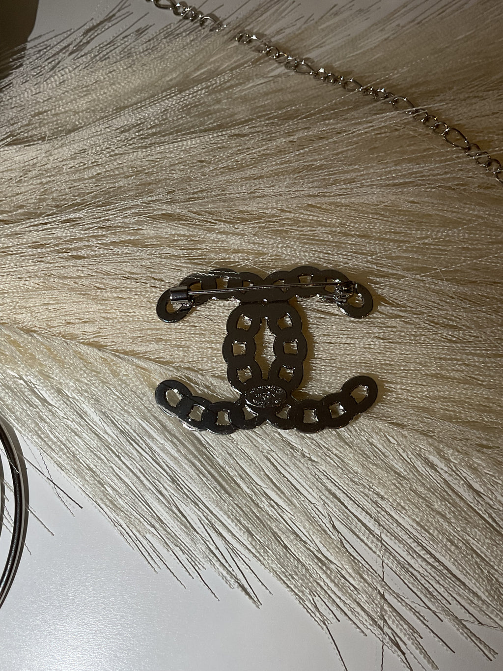 Broche