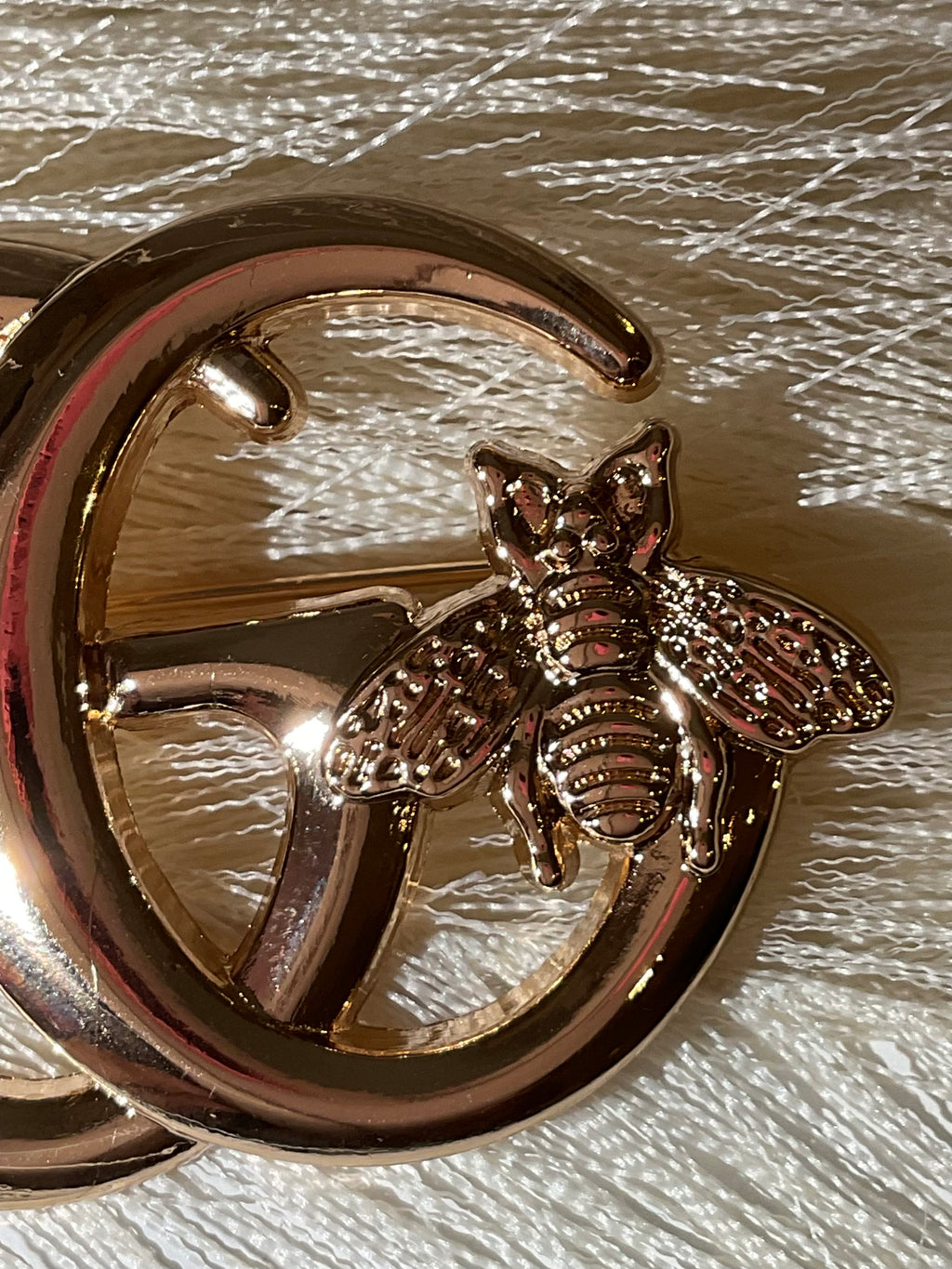 Broche