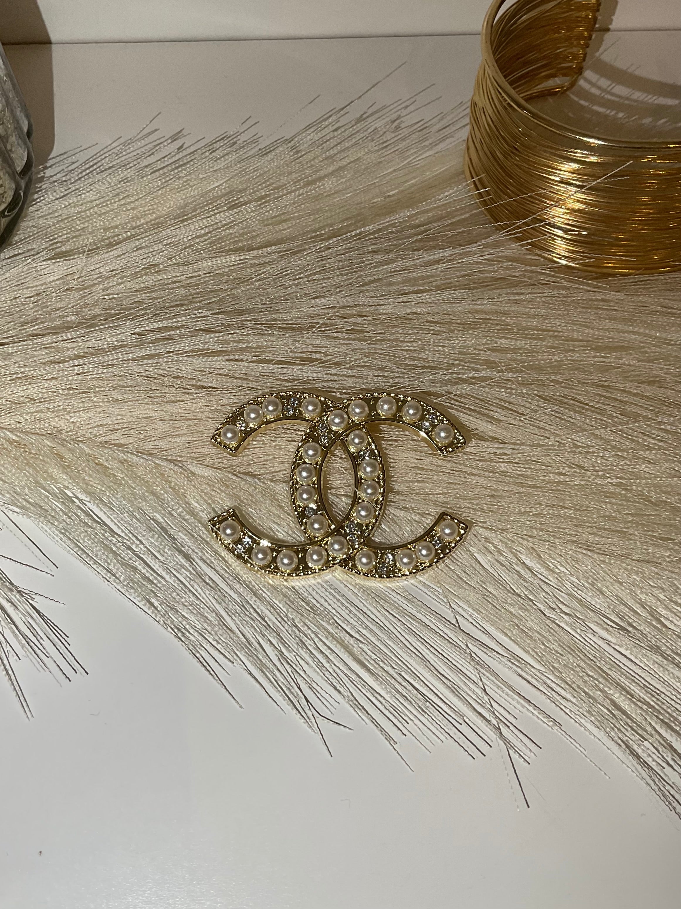 Broche