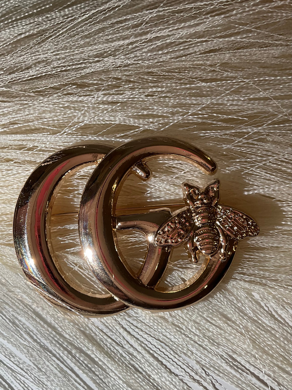 Broche
