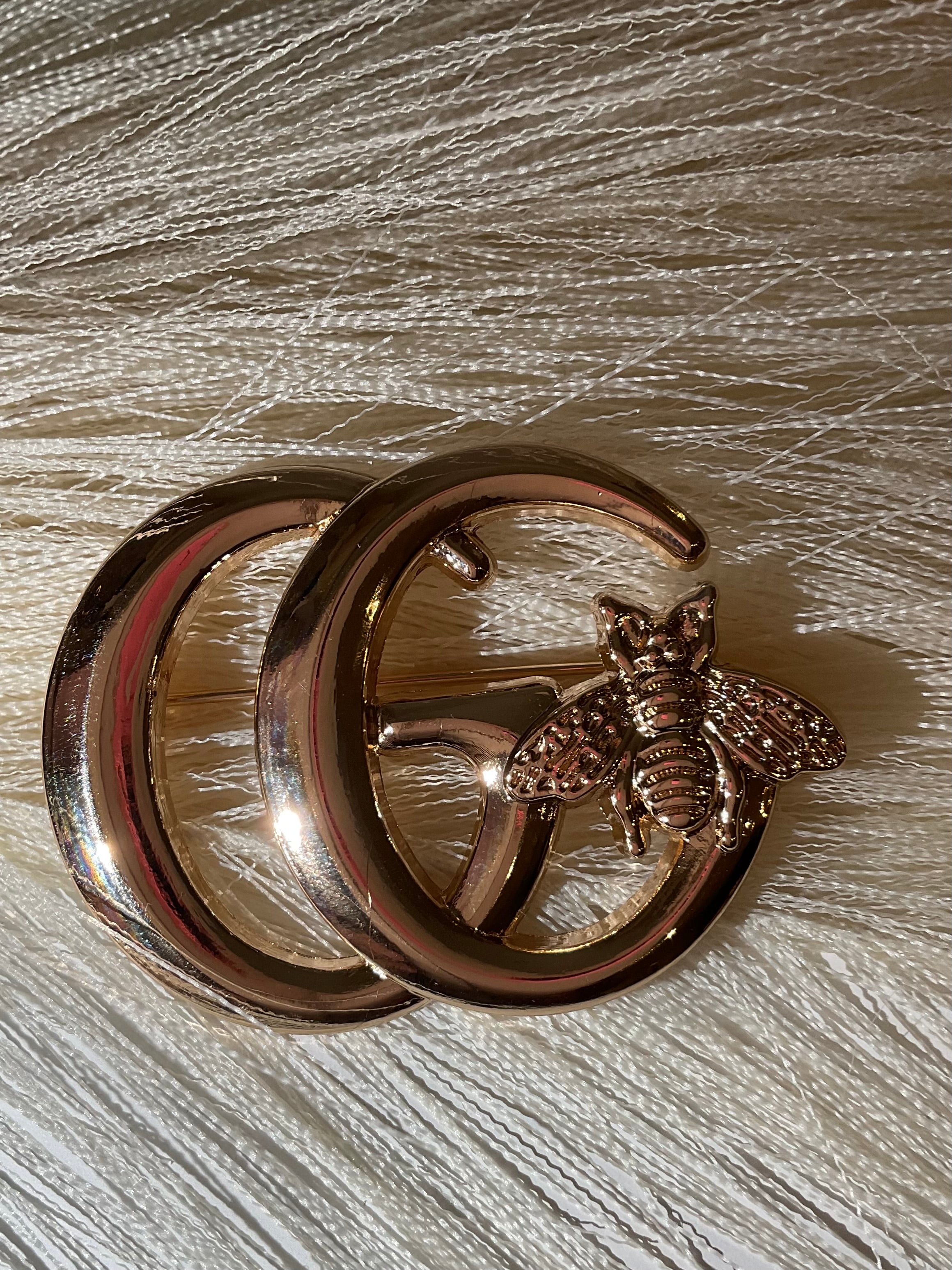 Broche